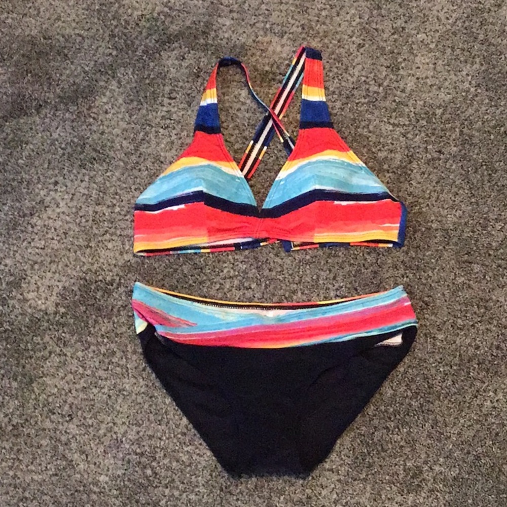 Colorful bikini *never worn*
